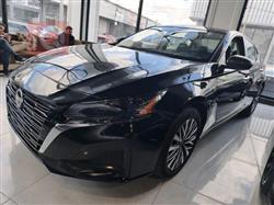 نيسان ألتيما